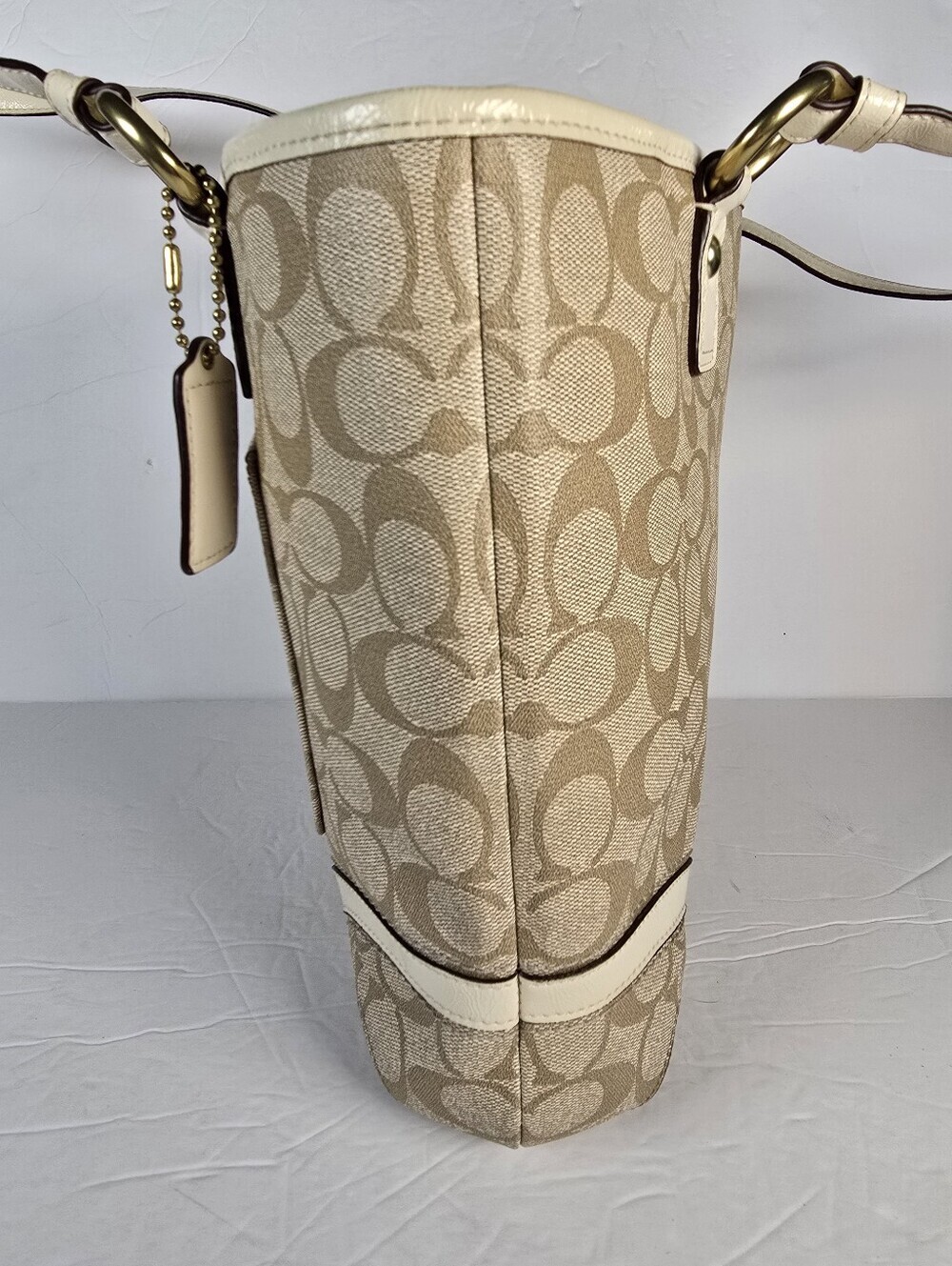Coach Peyton Tote Bag Khaki And Tan Signature Canvas Exterior Gold Hardware - Picture 9 of 16